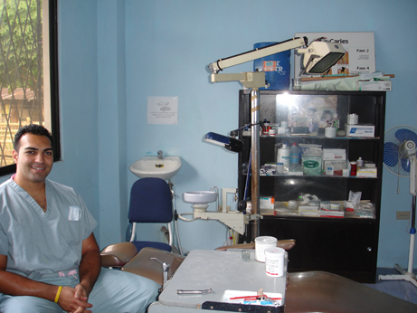 Ecuador dental volunteering